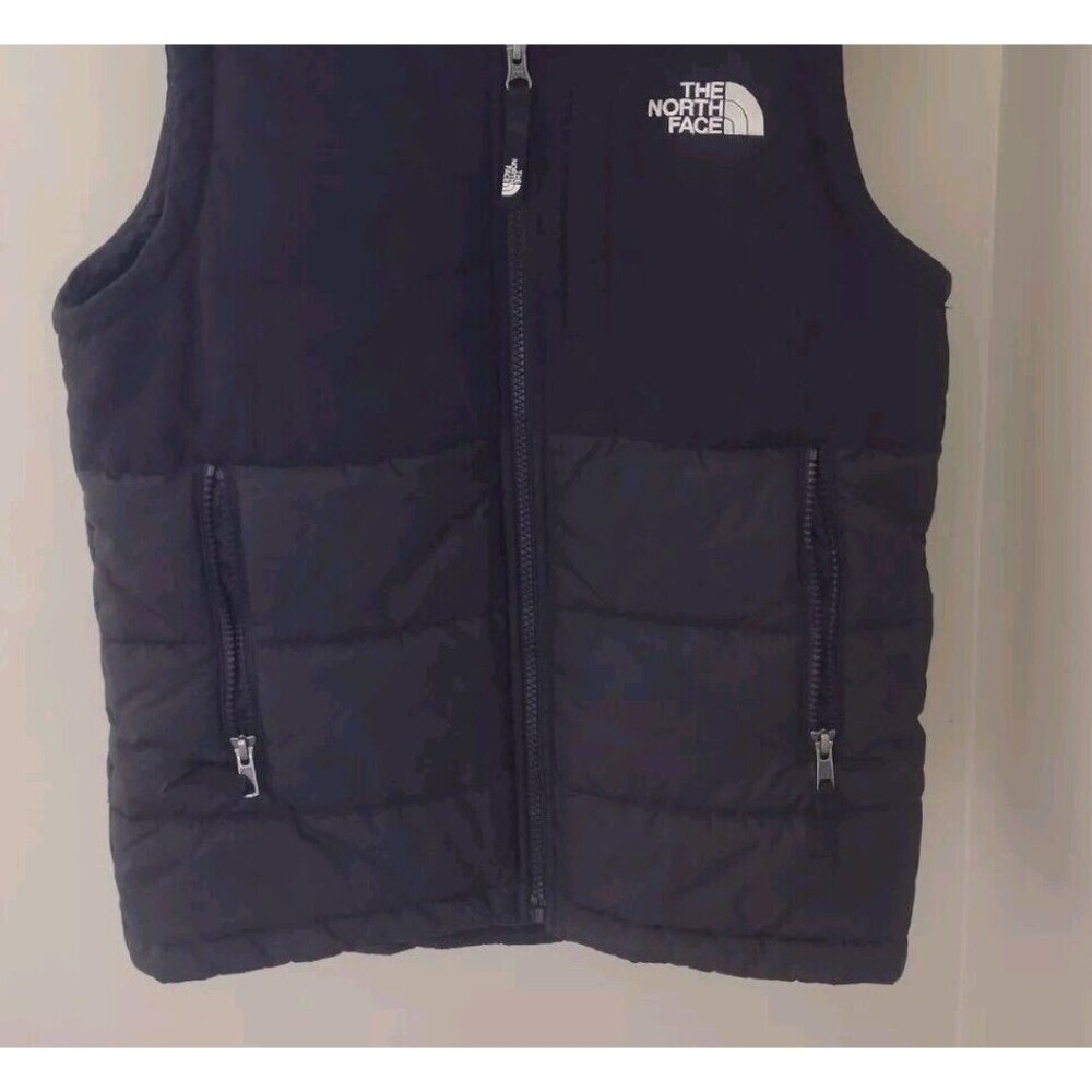The North Face Black Kids Vest - Picture 4 of 10